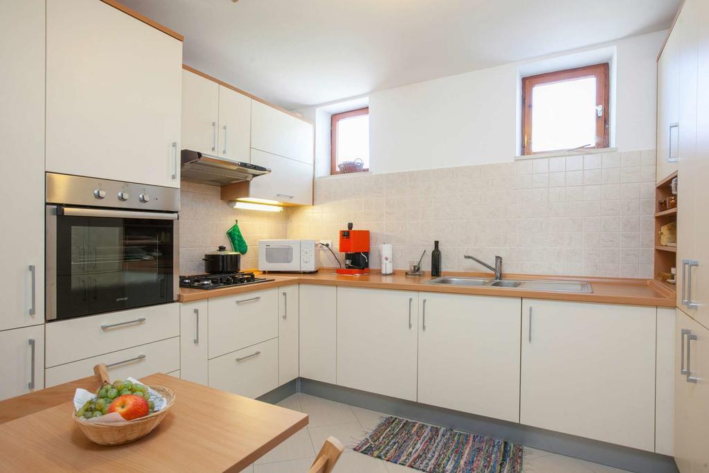 Holiday Home Luma Подгора Екстер'єр фото
