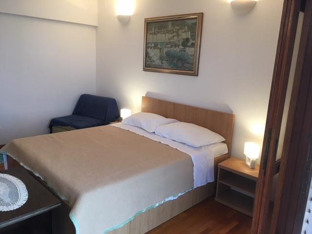 Holiday Home Luma Подгора Екстер'єр фото